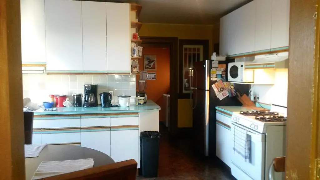 Nisku Guest House 3*,  Canada